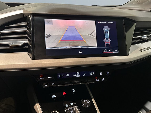 Audi Q4 e-tron 11 of 21