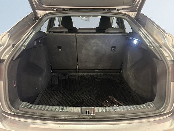 Audi Q4 e-tron 12 of 21