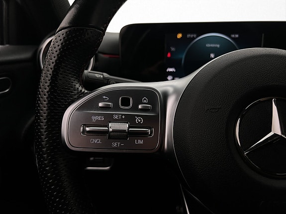 Mercedes-Benz A200 13 of 29