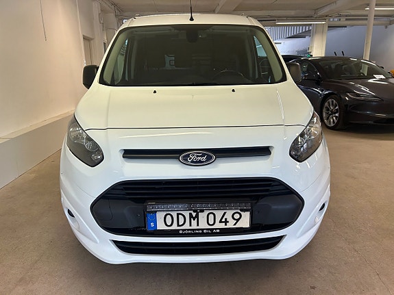 Ford Transit Connect 3 of 18
