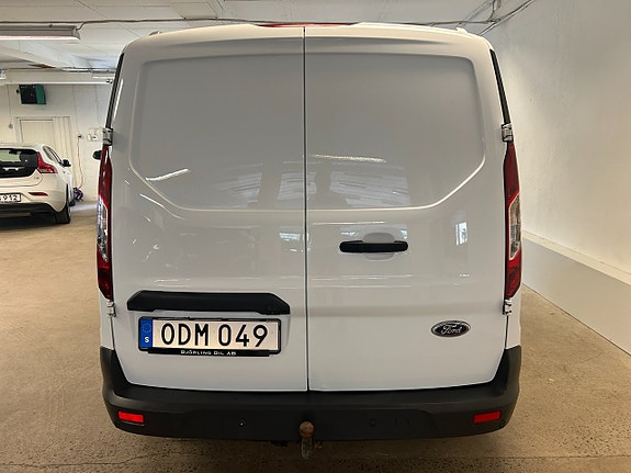 Ford Transit Connect 6 of 18