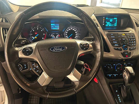 Ford Transit Connect 12 of 18