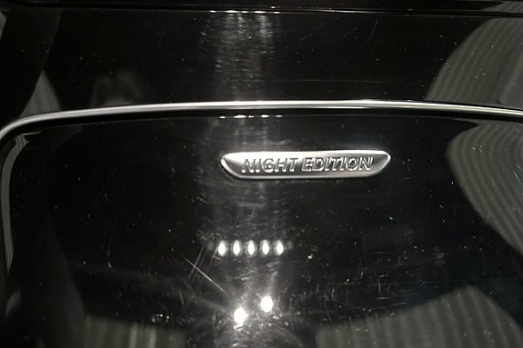 Mercedes-Benz C300 e 14 of 30
