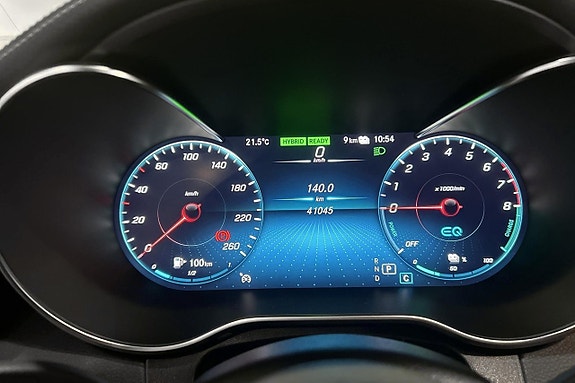 Mercedes-Benz C300 e 24 of 30