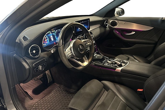 Mercedes-Benz C300 e 26 of 30