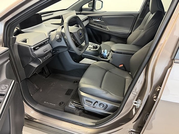 Subaru E-Outback 7 of 8