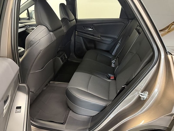 Subaru E-Outback 5 of 5