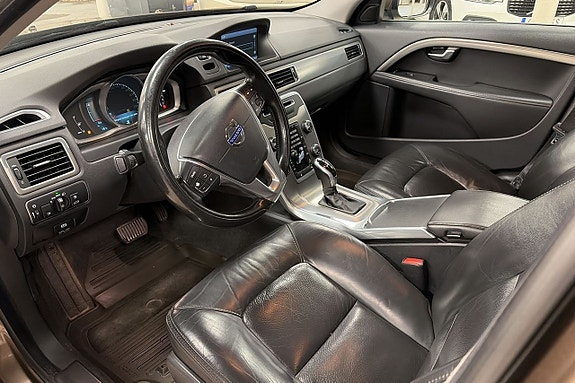 Volvo XC70 5 of 5