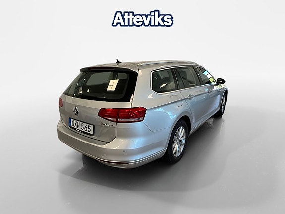Volkswagen Passat 3 of 5