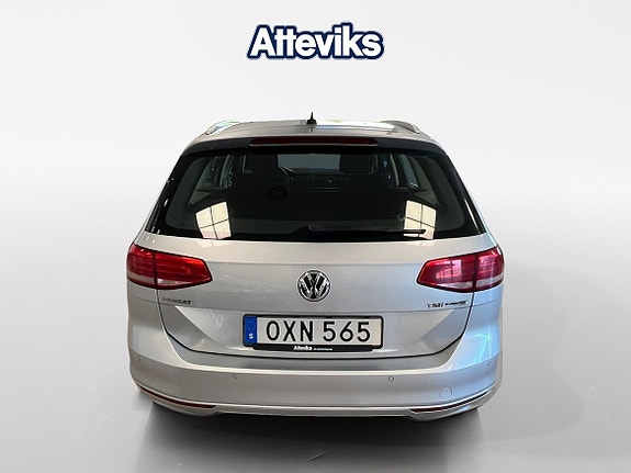 Volkswagen Passat 4 of 5