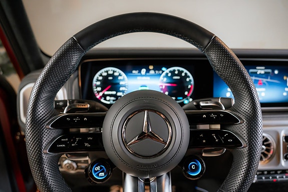 Mercedes-Benz G63 18 of 30