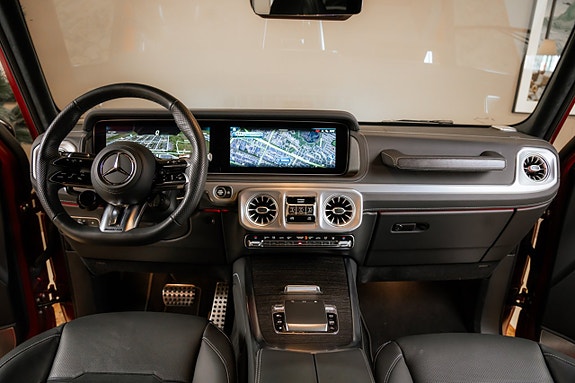 Mercedes-Benz G63 27 of 30
