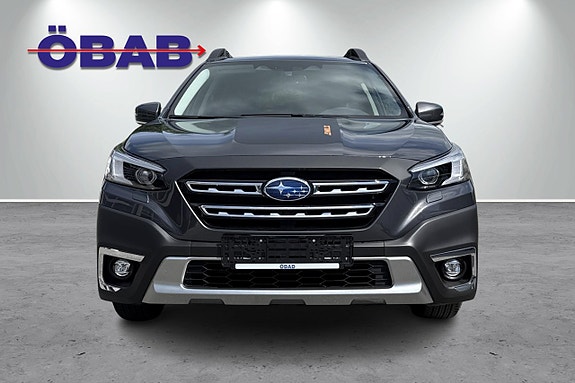 Subaru Outback 2 of 5