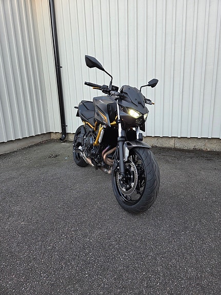 Kawasaki Z650S A2 3 of 6