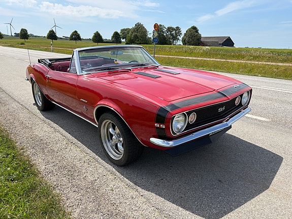 Chevrolet Camaro 2 of 5