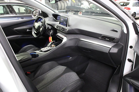 Peugeot 5008 18 of 22