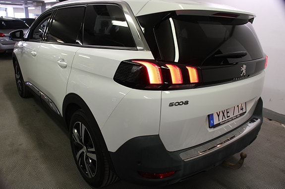 Peugeot 5008 15 of 22