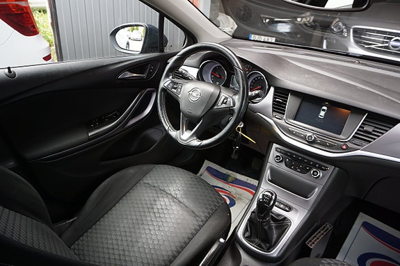 Opel Astra 5 of 5
