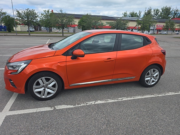 Renault Clio 2 of 5