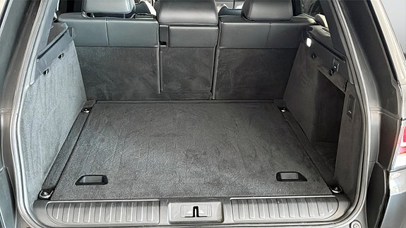 Land Rover Range Rover Sport 10 of 26