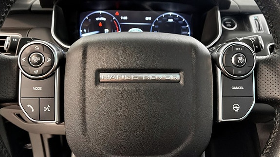 Land Rover Range Rover Sport 19 of 26