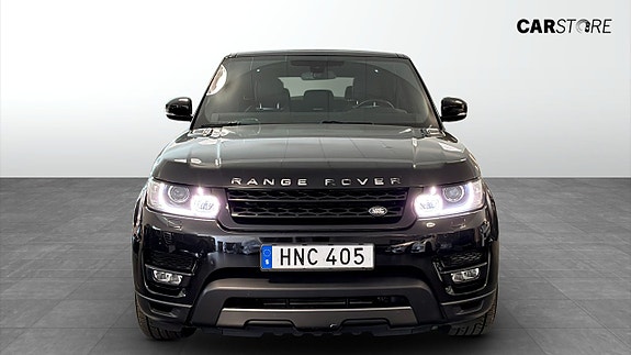 Land Rover Range Rover Sport 8 of 26