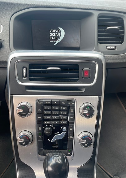 Volvo V60 7 of 18