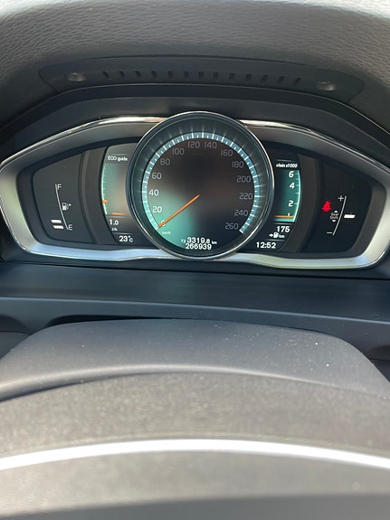 Volvo V60 10 of 18