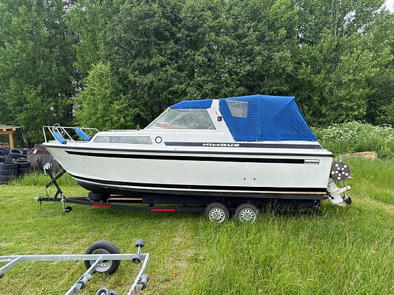 Motorbåt Nimbus 800 Turbo – Volvo Penta AQD40A | Trailer ing 3 of 4