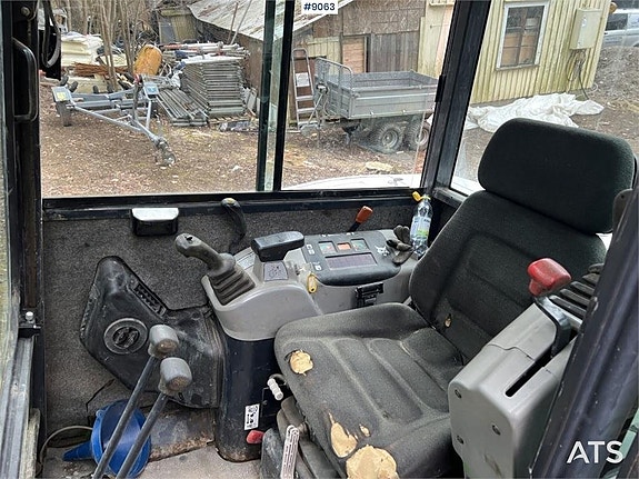 Bobcat 334 (VIDEO)  199,000:- ex moms 4 of 5
