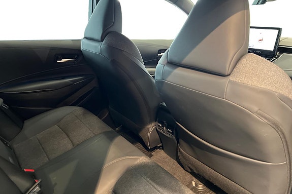 Toyota Corolla 13 of 24