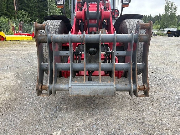 Weidemann 4070 9 of 11