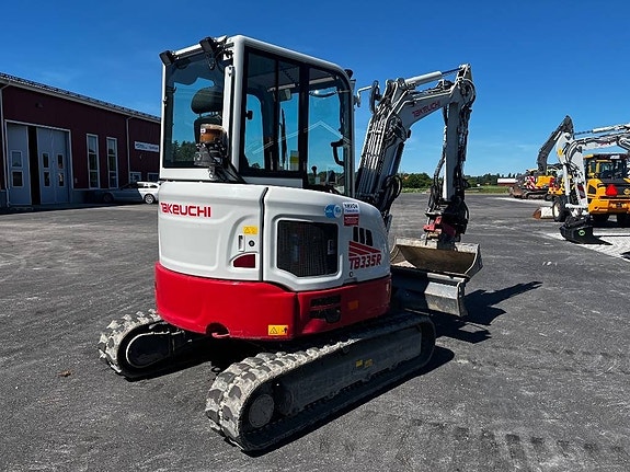 Takeuchi TB 335 R 4 of 7
