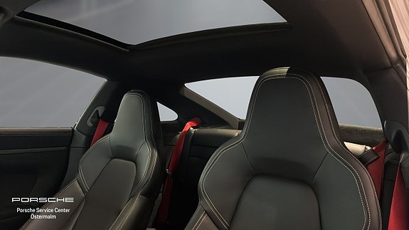 Porsche 911 Carrera S 5 of 5