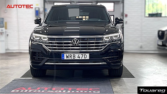 Volkswagen Touareg 3 of 5