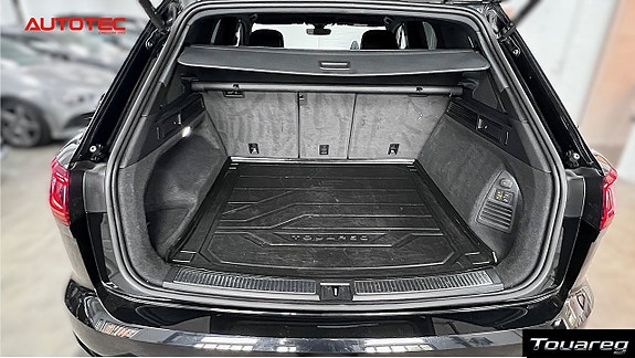 Volkswagen Touareg 9 of 24