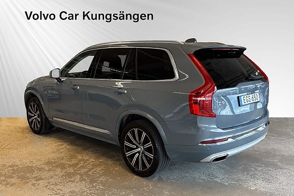 Volvo XC90 8 of 30
