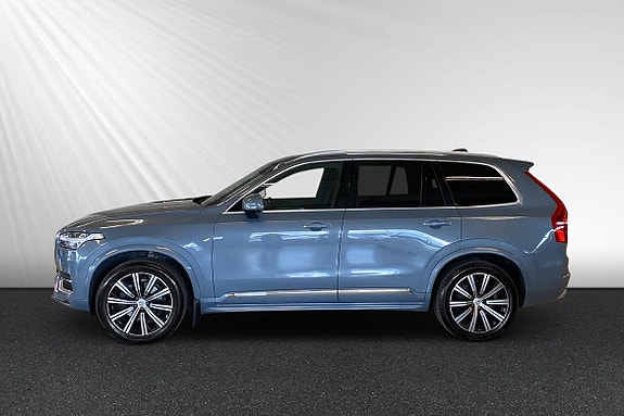 Volvo XC90 3 of 30