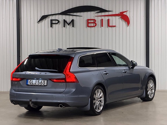 Volvo V90 3 of 5