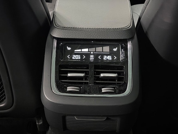 Volvo V90 14 of 30