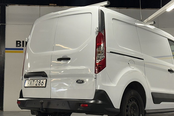 Ford Transit Connect 6 of 18