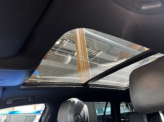 Volkswagen Passat Alltrack 18 of 19