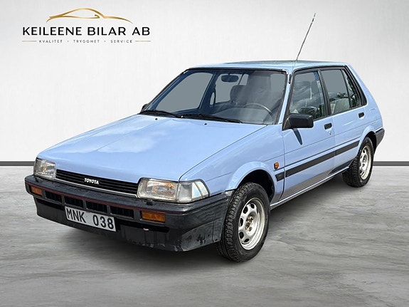Toyota Corolla 5 of 21