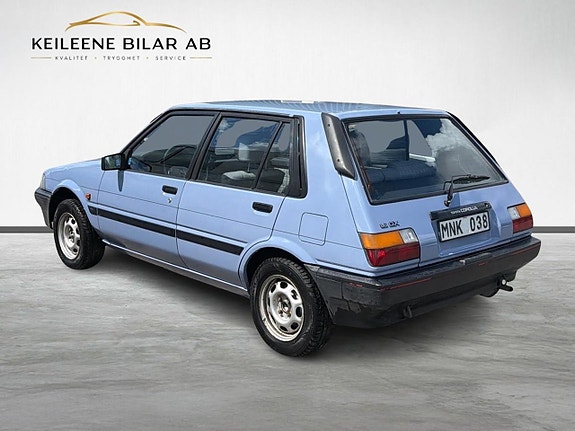 Toyota Corolla 15 of 21