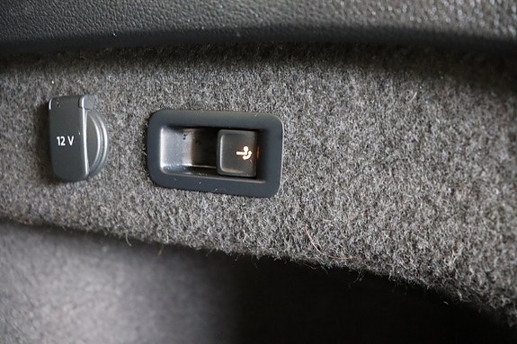 Volkswagen Passat Alltrack 7 of 27