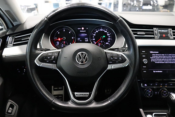 Volkswagen Passat Alltrack 14 of 27