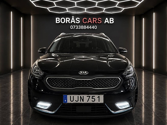 Kia Niro 2 of 18