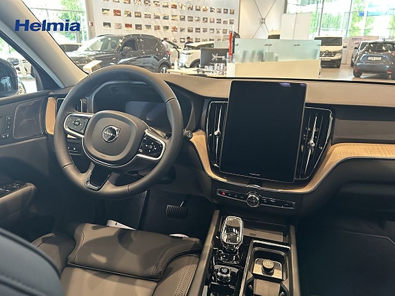 Volvo XC60 5 of 5