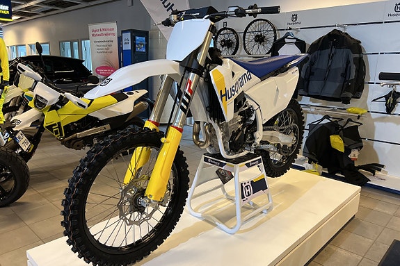 Husqvarna FC 450 2027 *Finns i lager* 6 of 11