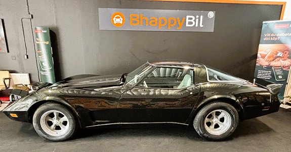 Chevrolet Corvette 2 of 21
